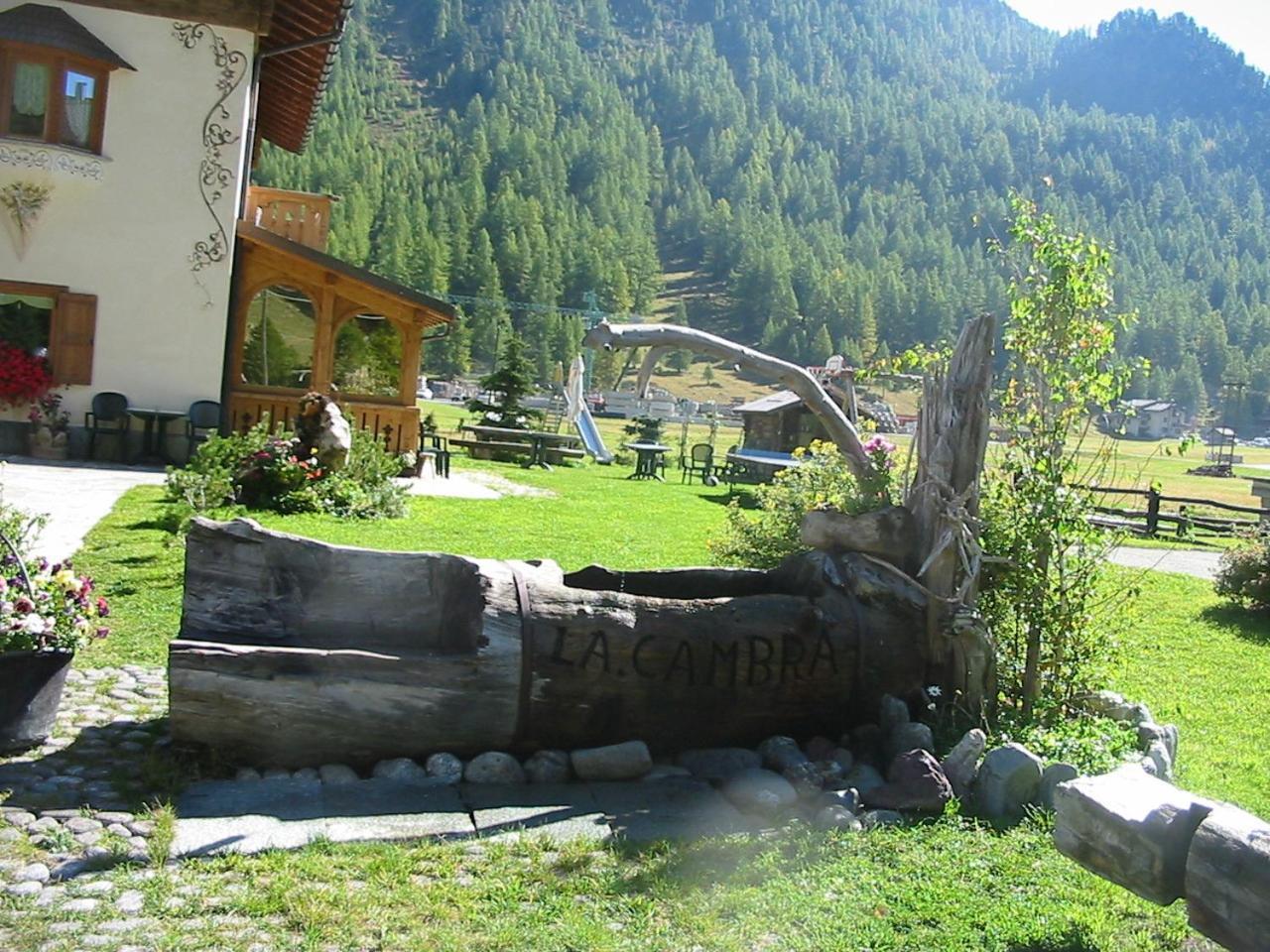 Art Apartments Casa Lapis Livigno Eksteriør billede